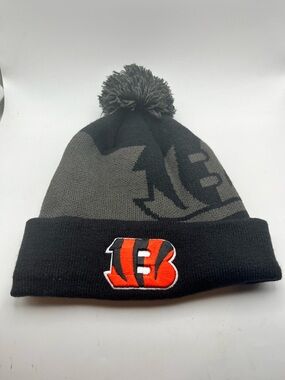 Cincinnati Bengals Black & Gray Knit Pom Beanie